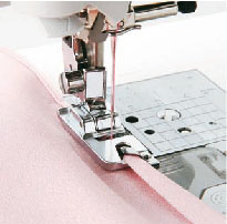 Pöördpalistuse tald 4 mm Brother/Juki